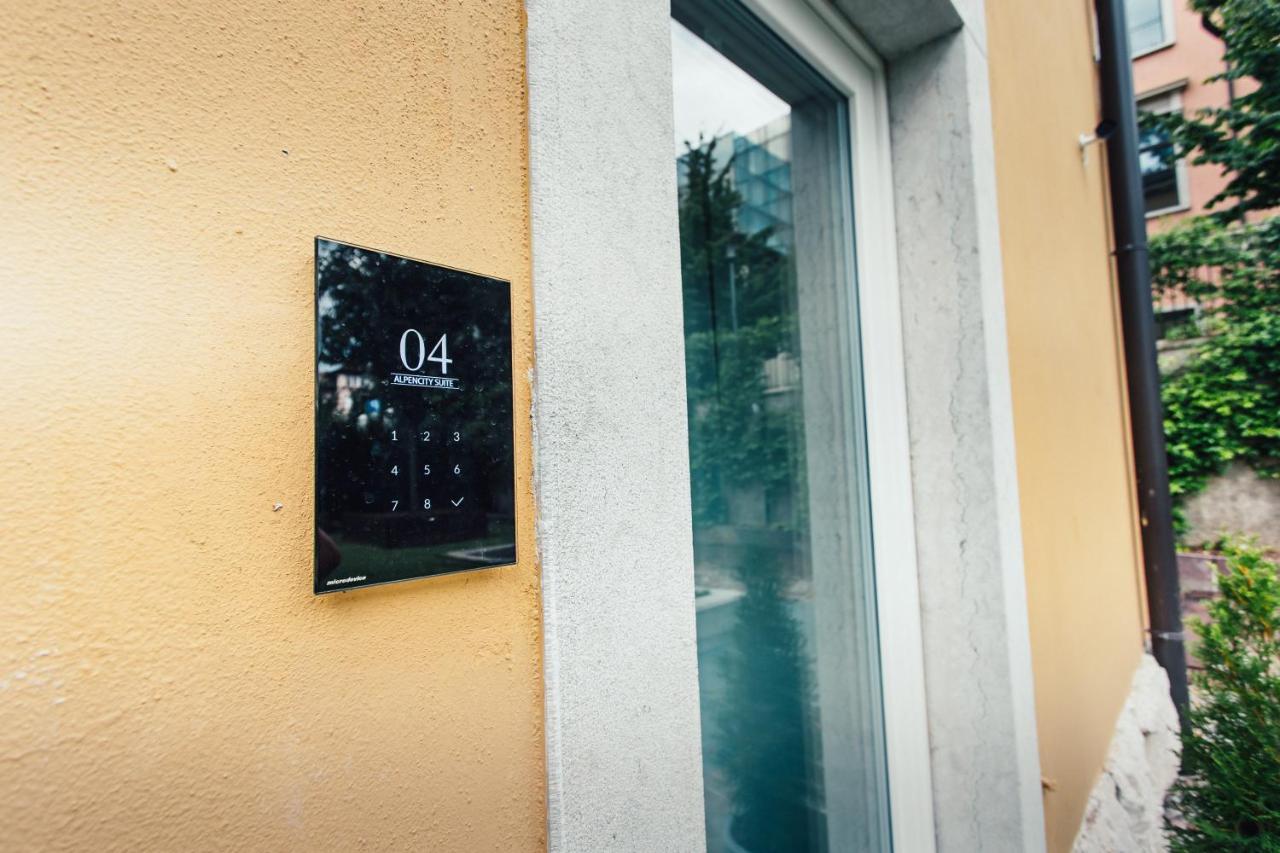 Alpencity Suites Trento Bagian luar foto